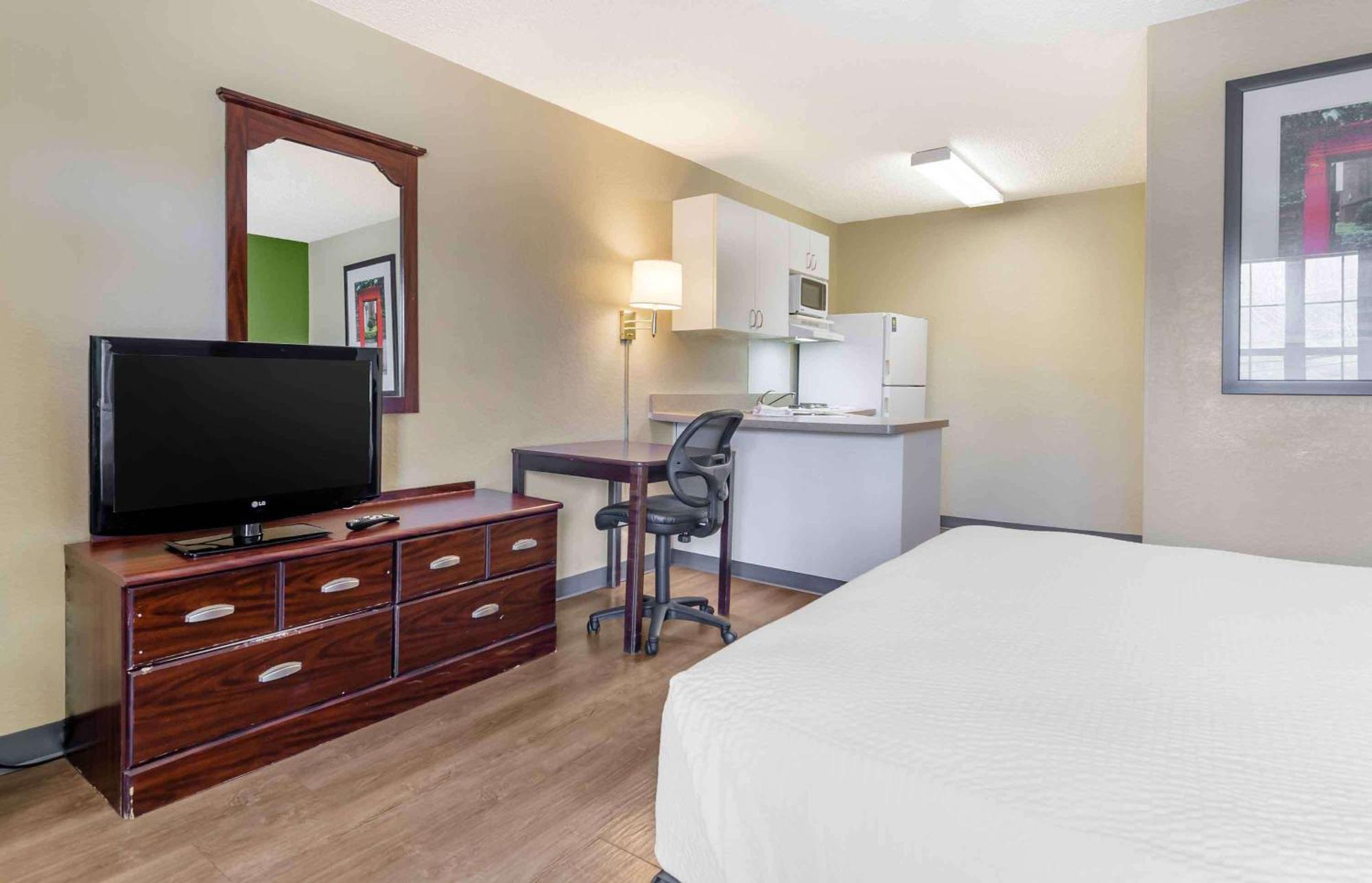 Extended Stay America Select Suites - Roanoke - Airport Exterior photo